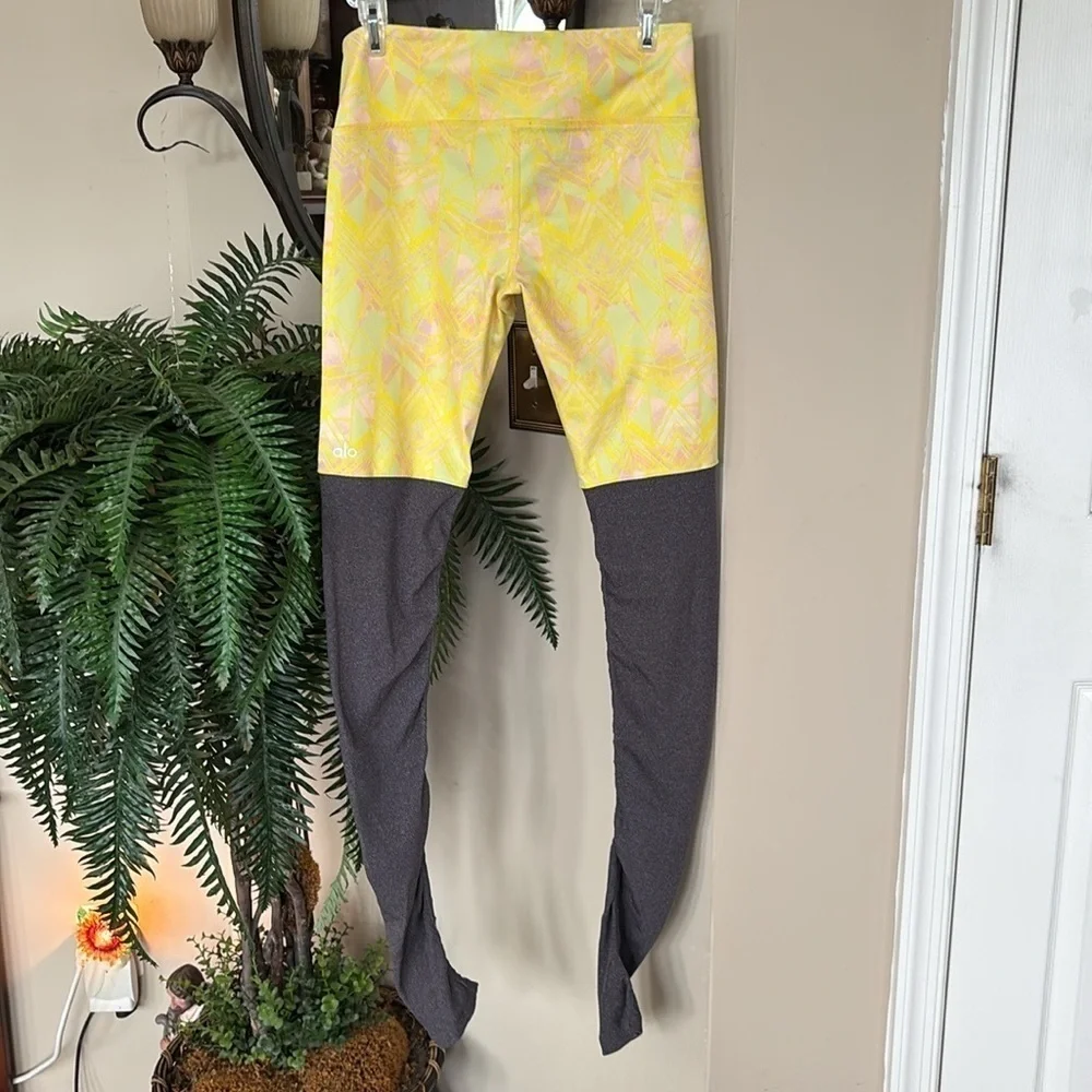 ALO Yoga Goddess Indio Zest High Waist Leggings Yellow Geometric & Gray Ribbed